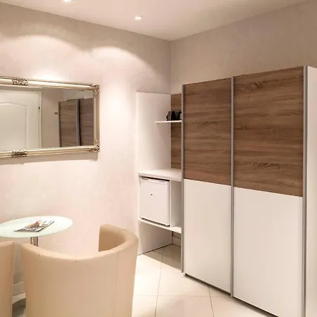 Zum Franziskaner Apartment *